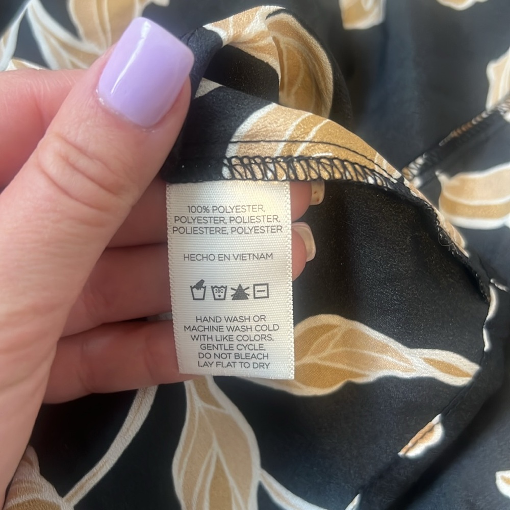 Maison Du Soir Black Floral Kimono Robe Size Smal… - image 8